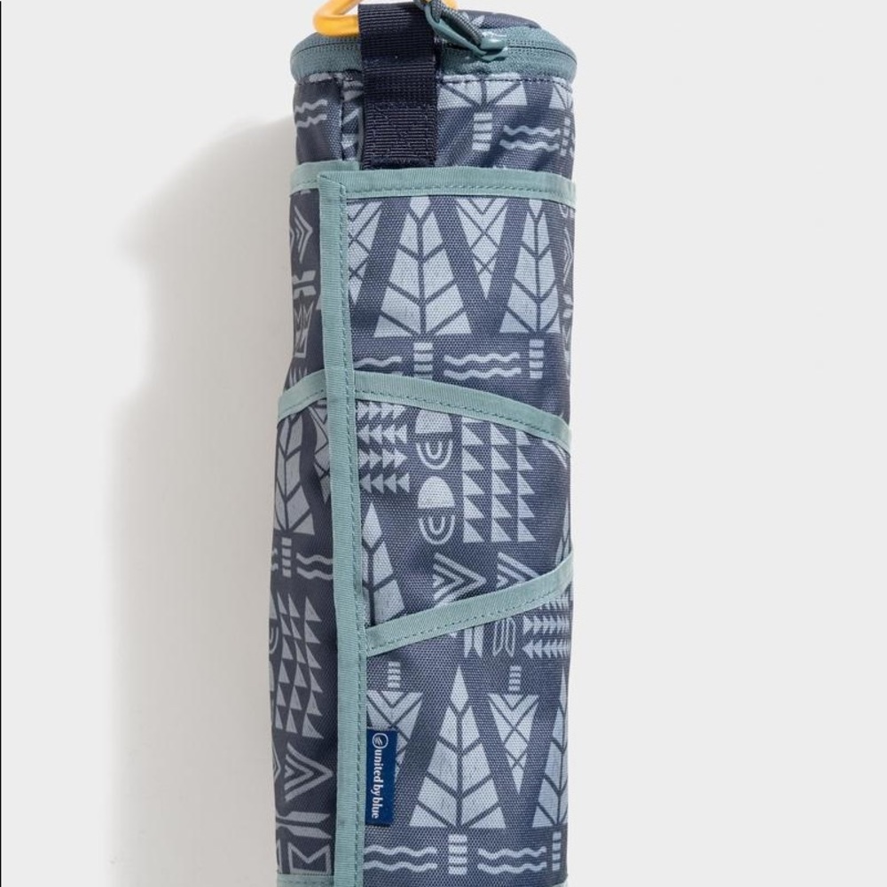 UNITED BY BLUE, The Drink Kit, Thermos and Straws,  NEW, Teal Camping